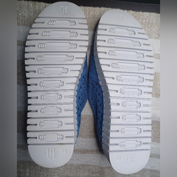 Ilse Jacobsen Blue Patterned Slip-On Sneakers - Picture 9 of 9